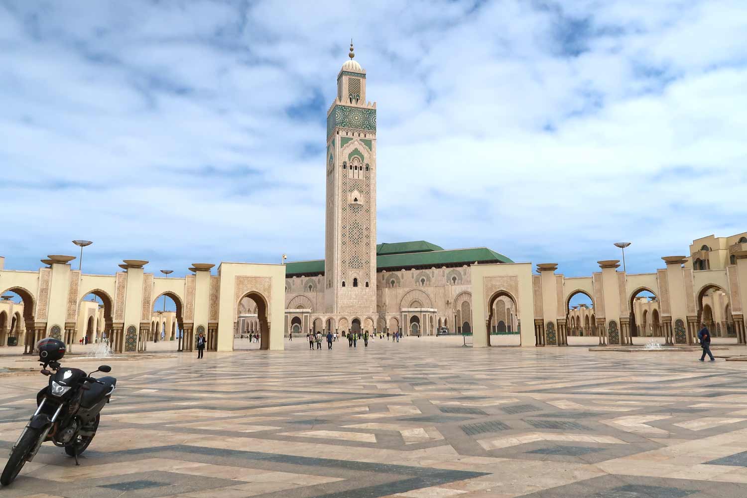Marokko Individualreise | 2-Wochen-Reiseroute auf eigene Faust - Hassan II Moschee in Casablanca