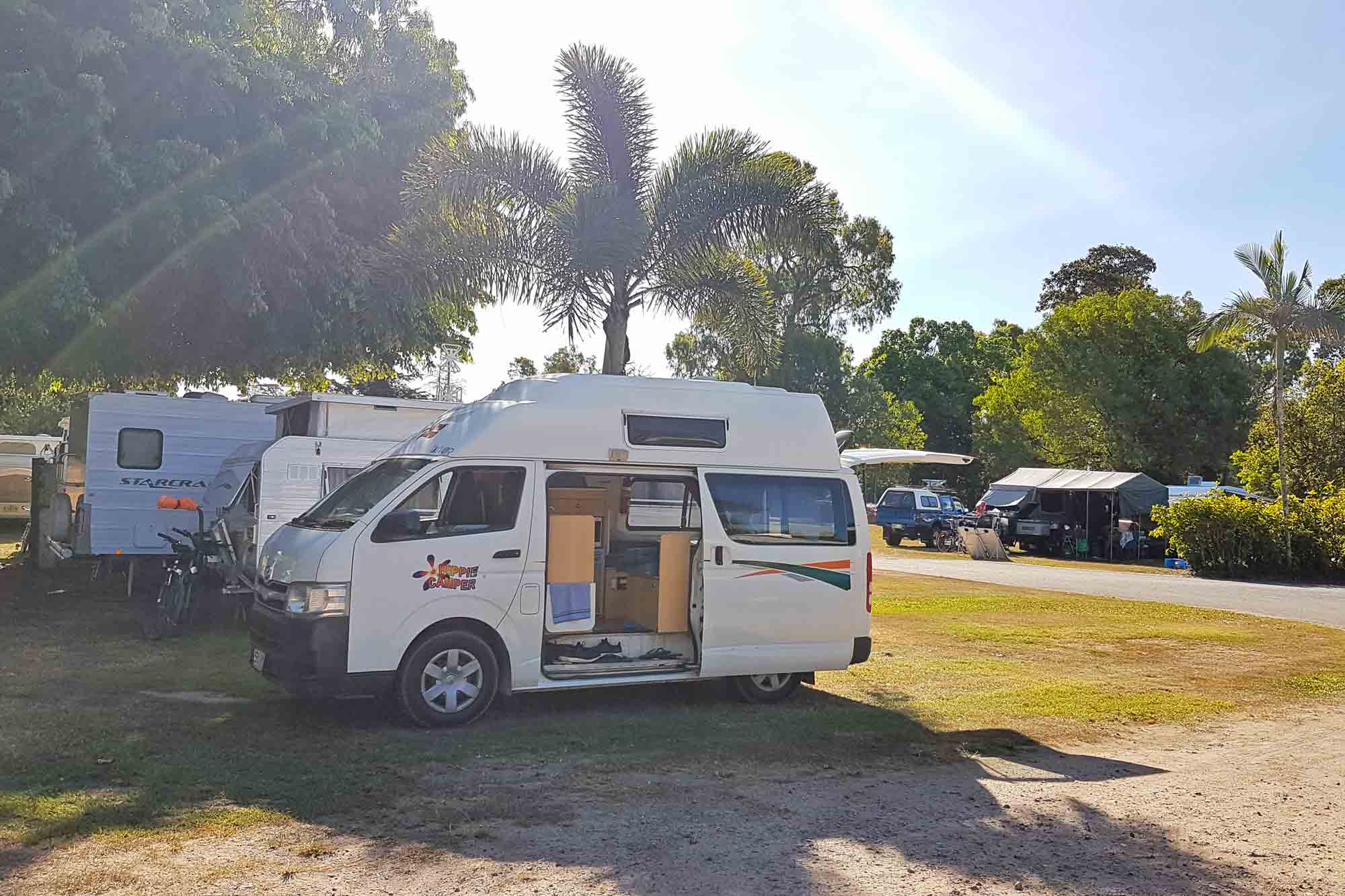 Camper mieten Australien: Alle Kosten & Preise beim Roadtrip - Apollo Campervan